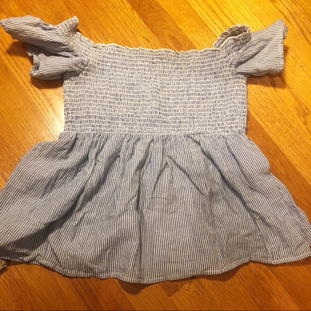 AE Off Shoulder Light Blue Striped Top Size M